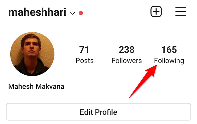Toca Seguir en tu página de perfil en la aplicación de Instagram.
