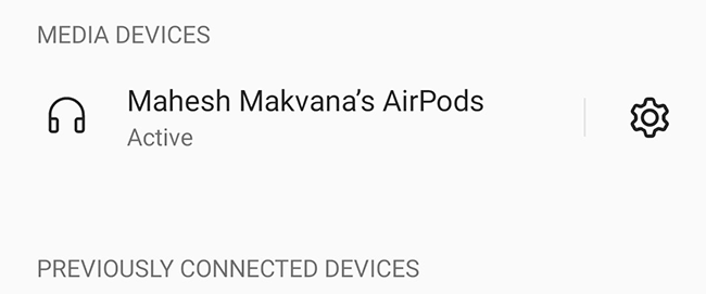 AirPods conectados a Android.