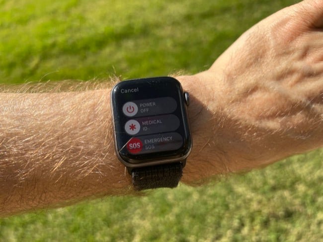 Activar SOS en Apple Watch