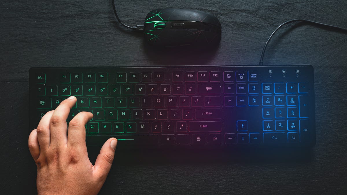 Cómo conectar un mouse y un teclado a tu Xbox