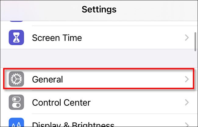 En Configuración en su iPhone o iPad, toque General.
